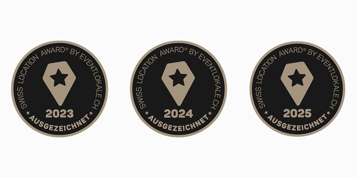 Drei schwarze Medaillen 2023, 2024, 2025 Swiss Location Award.